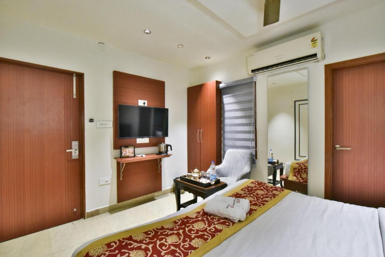 אמריצר Hotel Highland מראה חיצוני תמונה