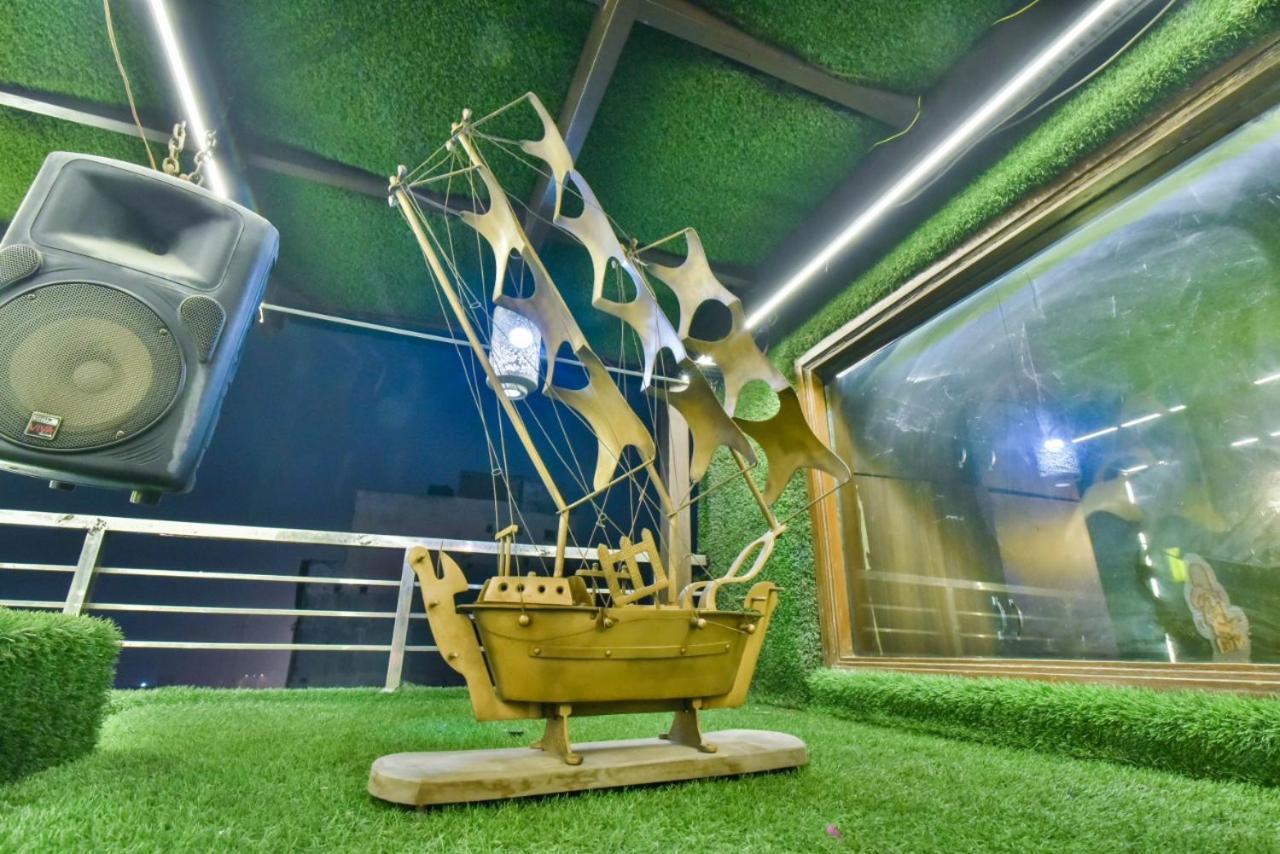 אמריצר Hotel Highland מראה חיצוני תמונה
