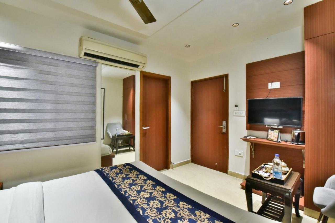 אמריצר Hotel Highland מראה חיצוני תמונה